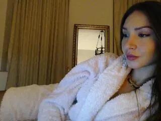 Freechat amie_ortega on Flirt4Free