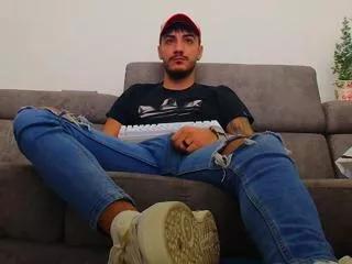 Offline andrew_bannerr on Flirt4Free