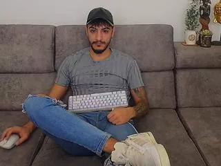 Offline andrew_bannerr on Flirt4Free