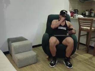 Away andrew_fame on Flirt4Free