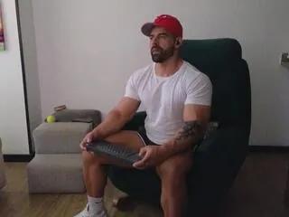 Away andrew_fame on Flirt4Free