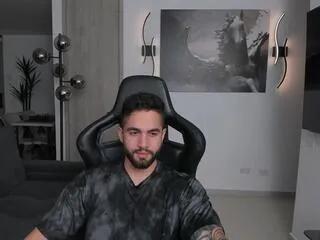 Offline antony_walker on Flirt4Free