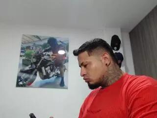 Offline apolo_strongman on Flirt4Free