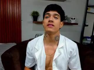 Freechat aress_damon on Flirt4Free