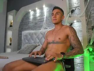 Offline aron_bolt on Flirt4Free