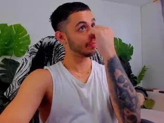 Offline austin_col on Flirt4Free