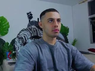 Offline austin_col on Flirt4Free