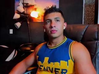 Offline axel_koll on Flirt4Free
