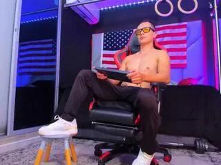 Offline ayden_miller on Flirt4Free