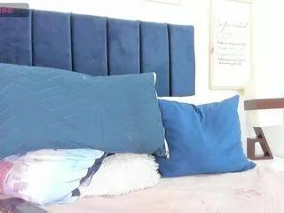 Offline bella_russell on Flirt4Free