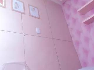 Offline bella_russell on Flirt4Free