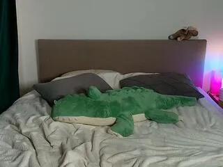 Offline bengie_lauper on Flirt4Free