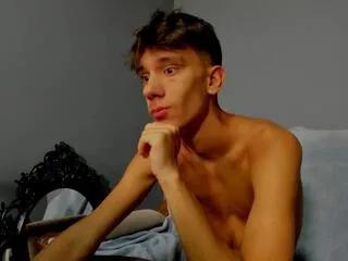 Offline benny_powell on Flirt4Free