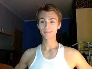 Offline bradley_owens on Flirt4Free