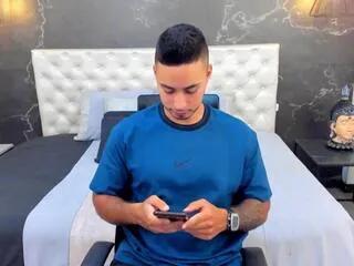 Offline brandon_flex on Flirt4Free