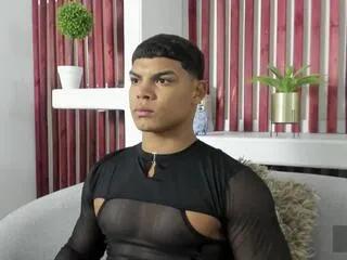 Offline bruce_stroud on Flirt4Free