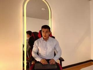 Offline chris_clarck on Flirt4Free