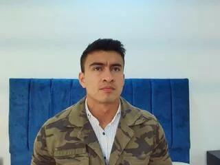 Offline chris_clarck on Flirt4Free