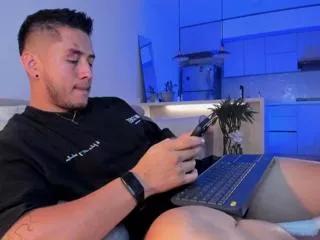 Offline chris_skyle on Flirt4Free