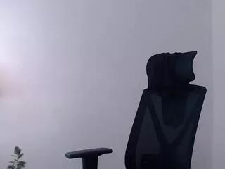 Freechat craig_kane on Flirt4Free