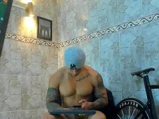 Offline cristiano_gabanna on Flirt4Free
