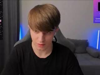 Offline curtis_crew on Flirt4Free