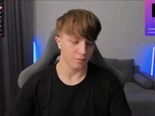 Offline curtis_crew on Flirt4Free