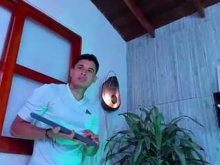 Offline dan_airen on Flirt4Free