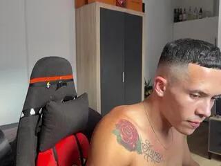 Freechat duncan_collins on Flirt4Free