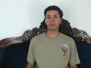 Offline dylan_athens on Flirt4Free