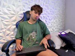 Offline dylan_wallton on Flirt4Free