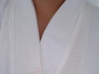 Freechat ellie_ecstasy on Flirt4Free