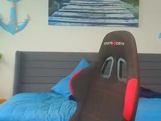 Offline emilio_reynolds on Flirt4Free