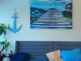 Offline emilio_reynolds on Flirt4Free