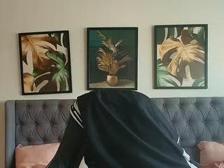 Offline emilio_reynolds on Flirt4Free