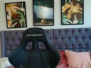 Offline emilio_reynolds on Flirt4Free