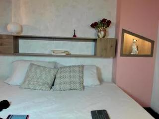 Offline emily_beumont on Flirt4Free