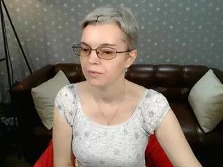 Offline erikaa_cutie on Flirt4Free