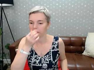 Offline erikaa_cutie on Flirt4Free