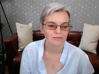 Offline erikaa_cutie on Flirt4Free