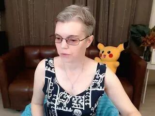 Offline erikaa_cutie on Flirt4Free