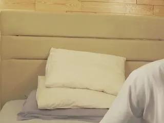 Offline ethan_pinkman on Flirt4Free