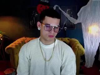Offline ethan_rodgers on Flirt4Free
