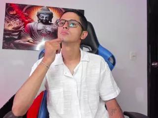 Offline ethan_sai on Flirt4Free