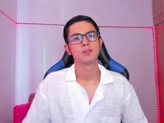 Offline ethan_sai on Flirt4Free
