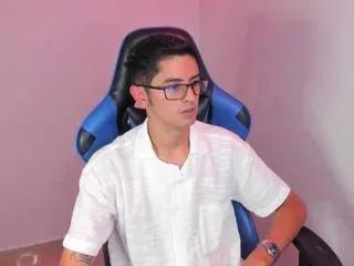 Offline ethan_sai on Flirt4Free