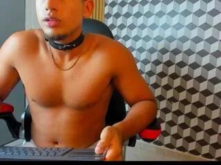 Offline gael_vidal on Flirt4Free