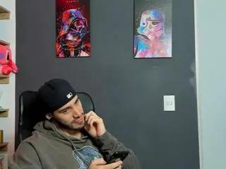 Offline giorgio_leone on Flirt4Free