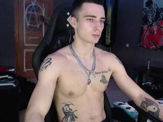 Freechat greg_locke on Flirt4Free