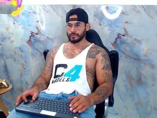 Freechat hanz_col on Flirt4Free